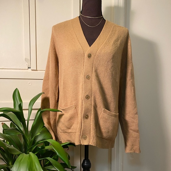 Gorgeous Vintage Camel Wool Cardigan - Picture 1 of 9